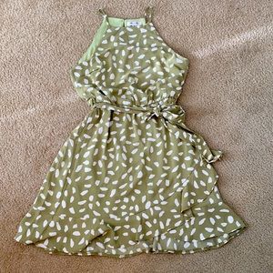 Light green patterned dress